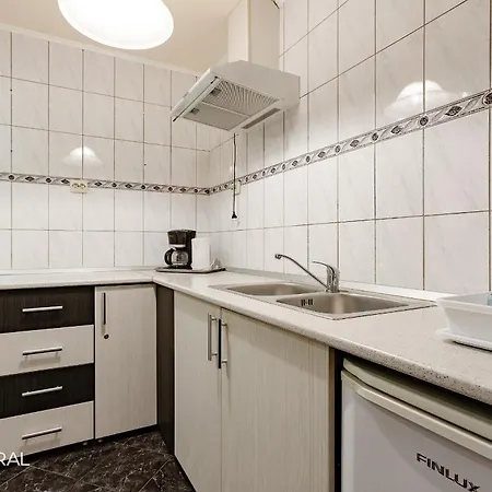 Hotel Staynatural Center *