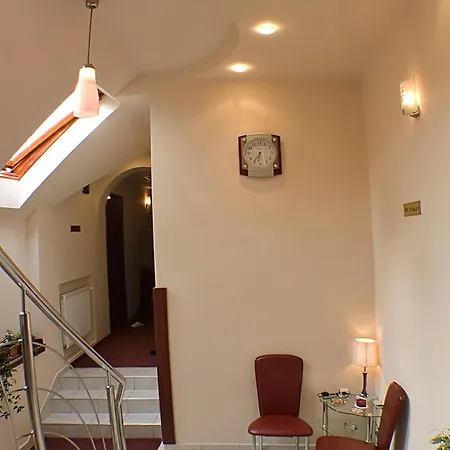 Staynatural Center Hotel *